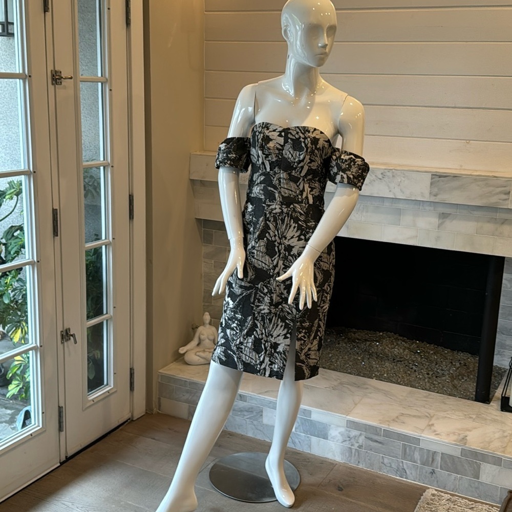 Hutch Off-Shoulder Black & Silver Floral Metallic Thread Brocade Dress Size 4